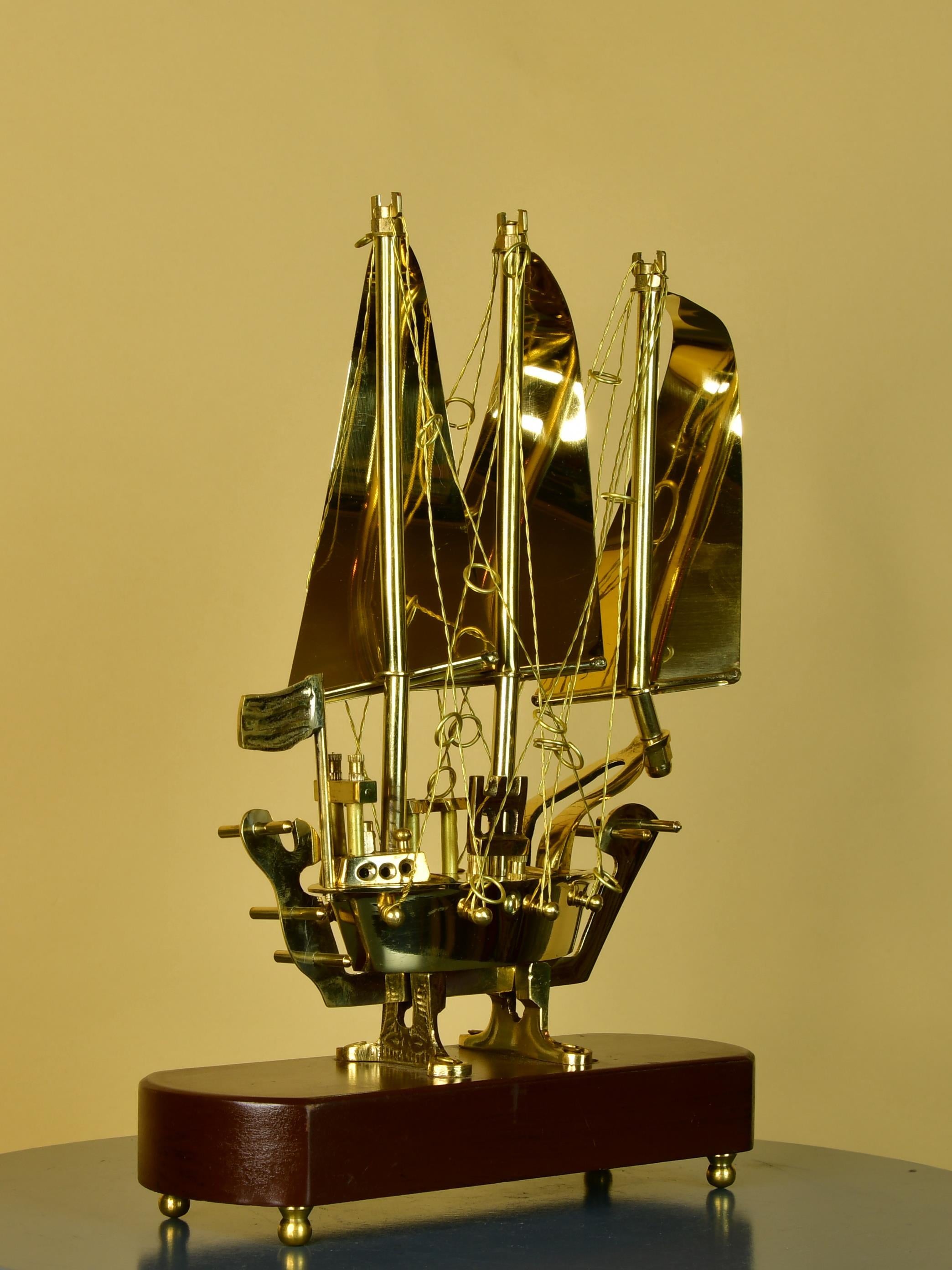 Mayii Brass Ship Decor