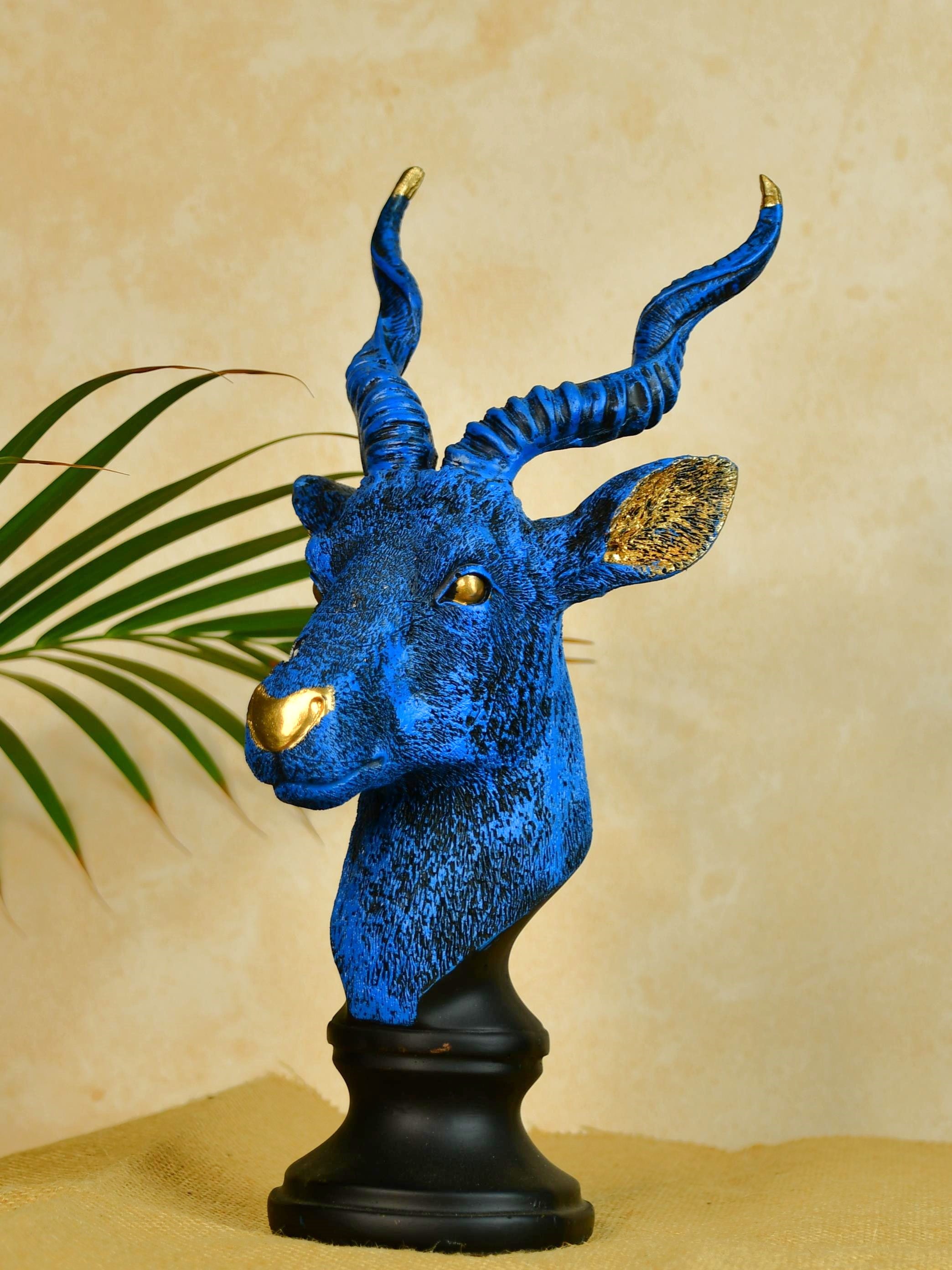 Mayii Resin Deer Bust