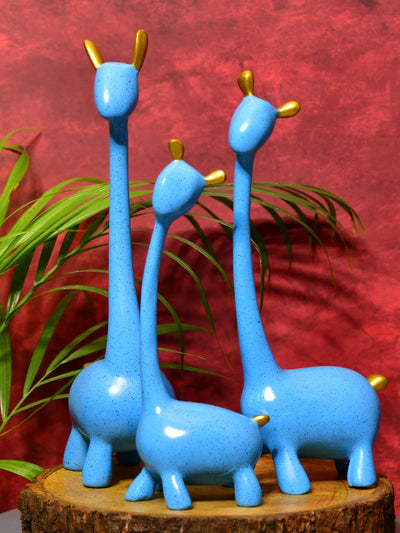 Mayii Resin Giraffe Family