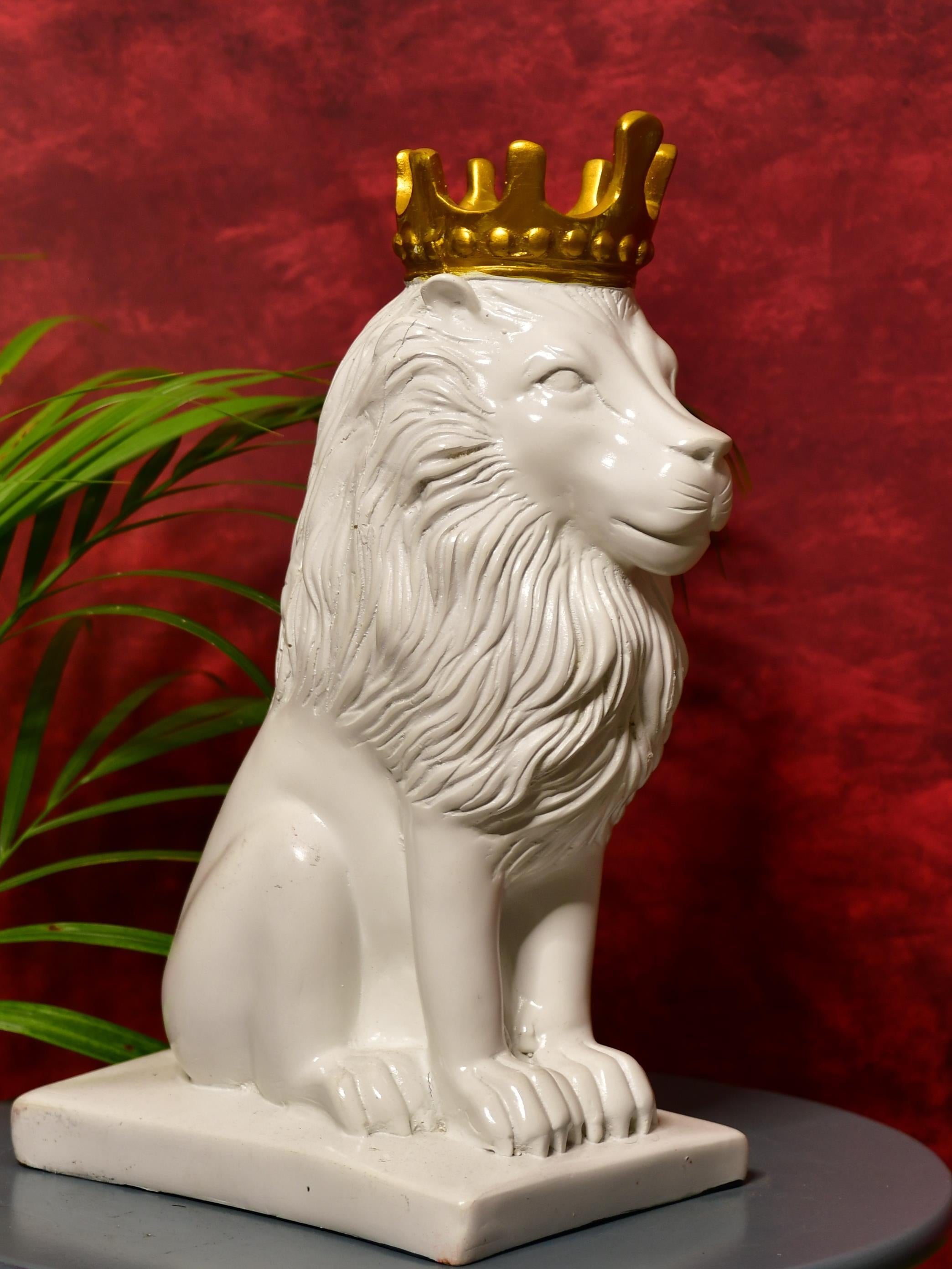 Mayii White Lion Showpiece