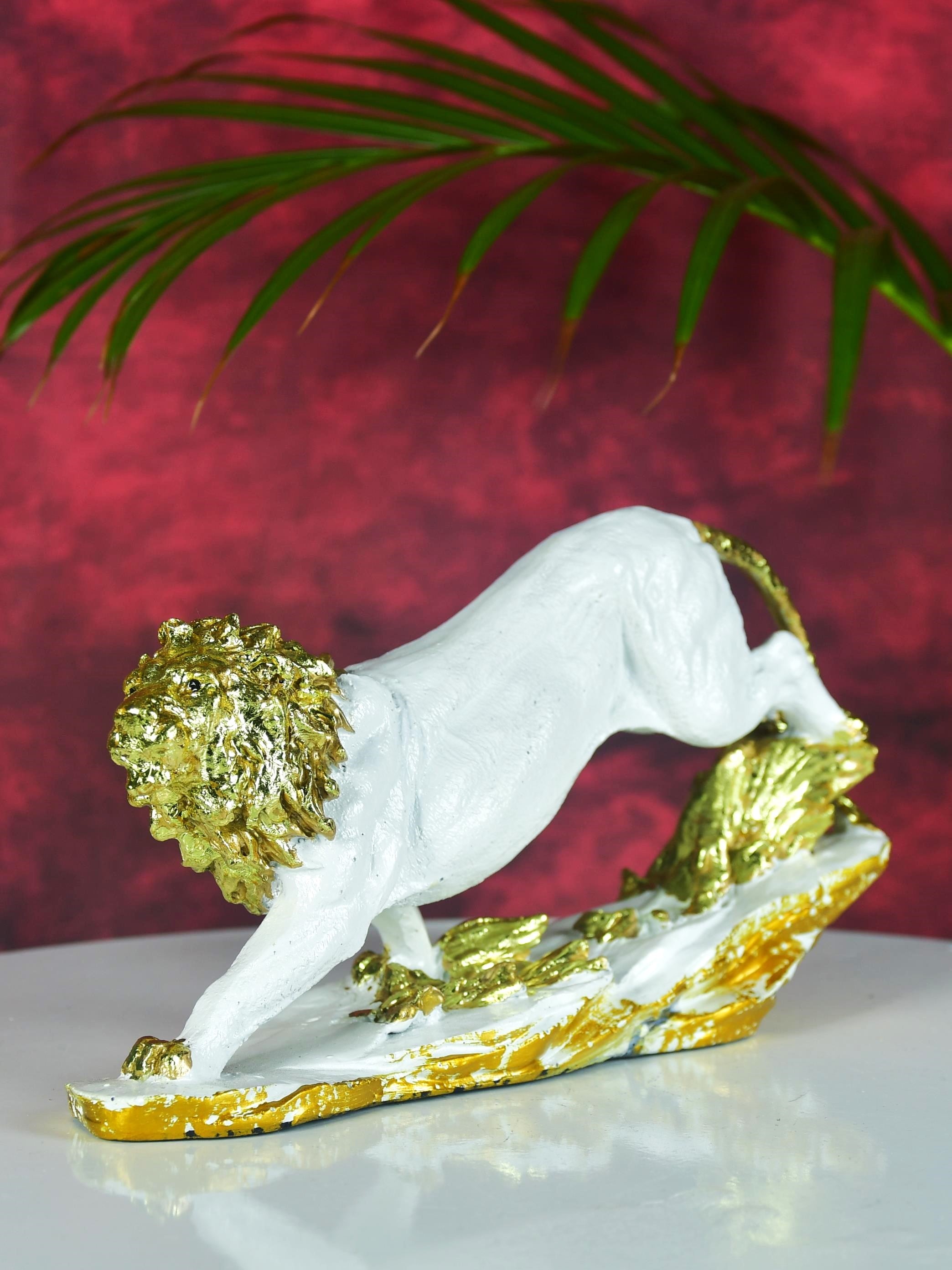 Mayii Resin Leaping Lion