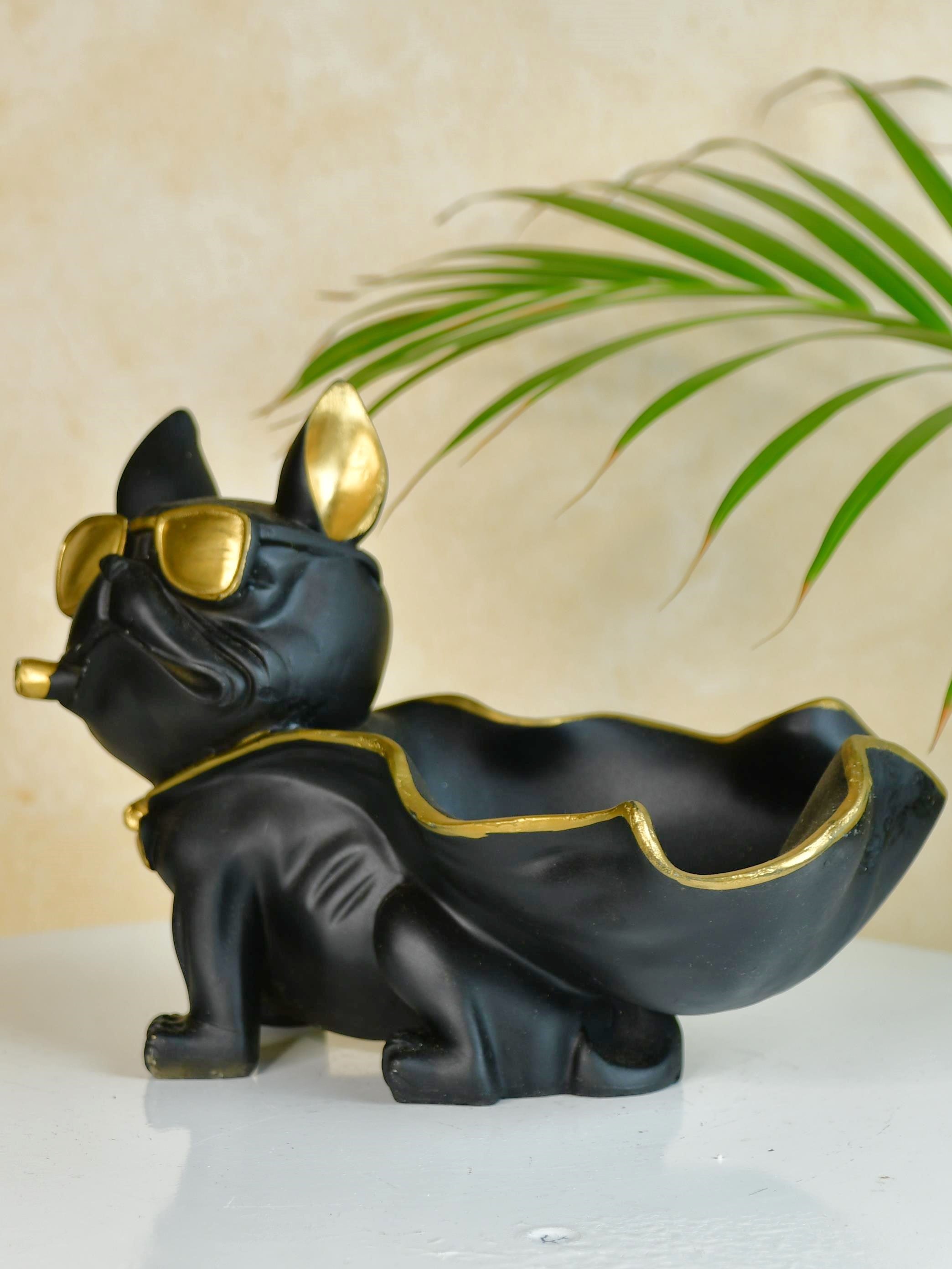 Mayii Resin Caped Dog Showpiece