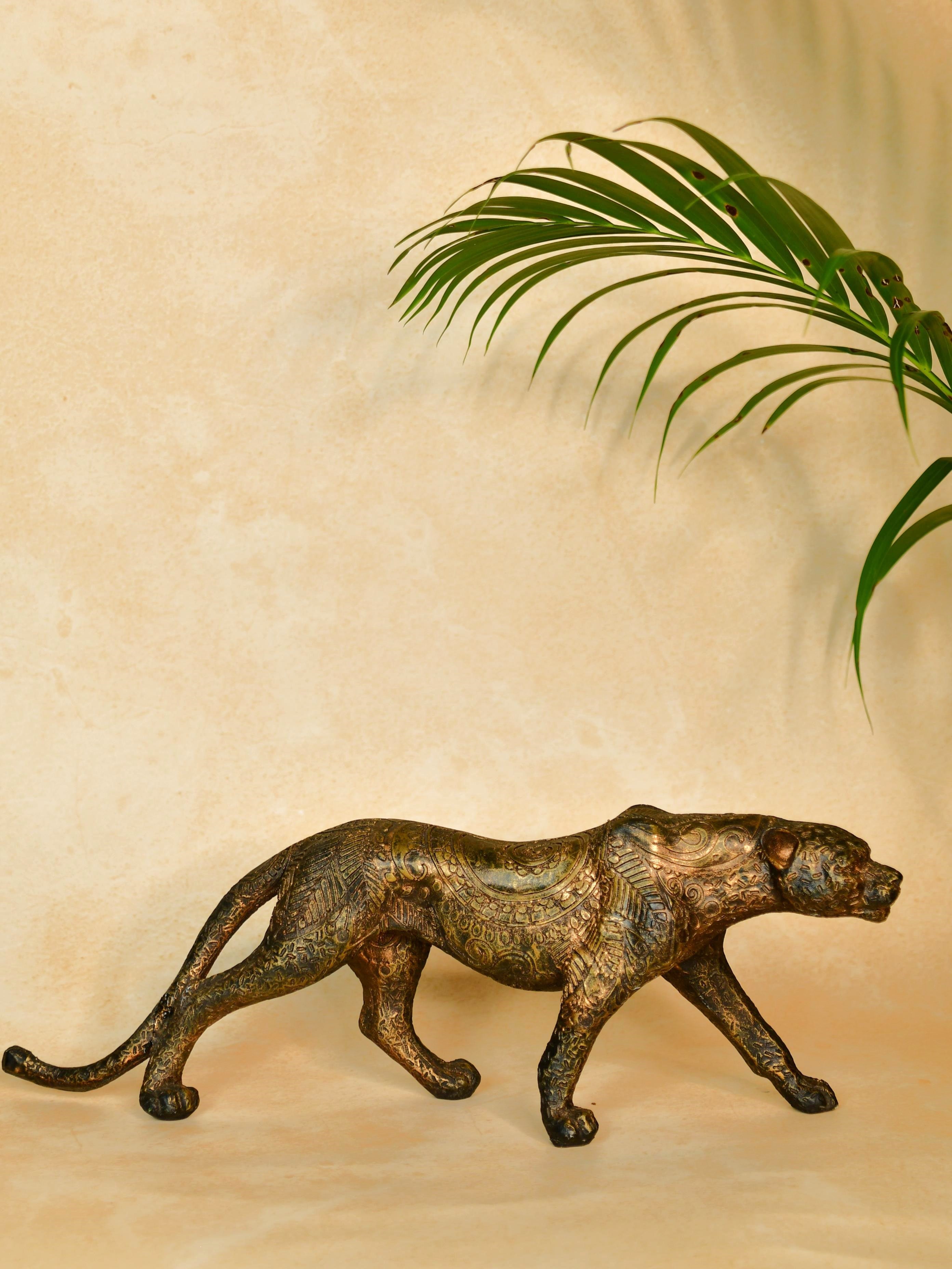 Mayii Resin Panther Decor