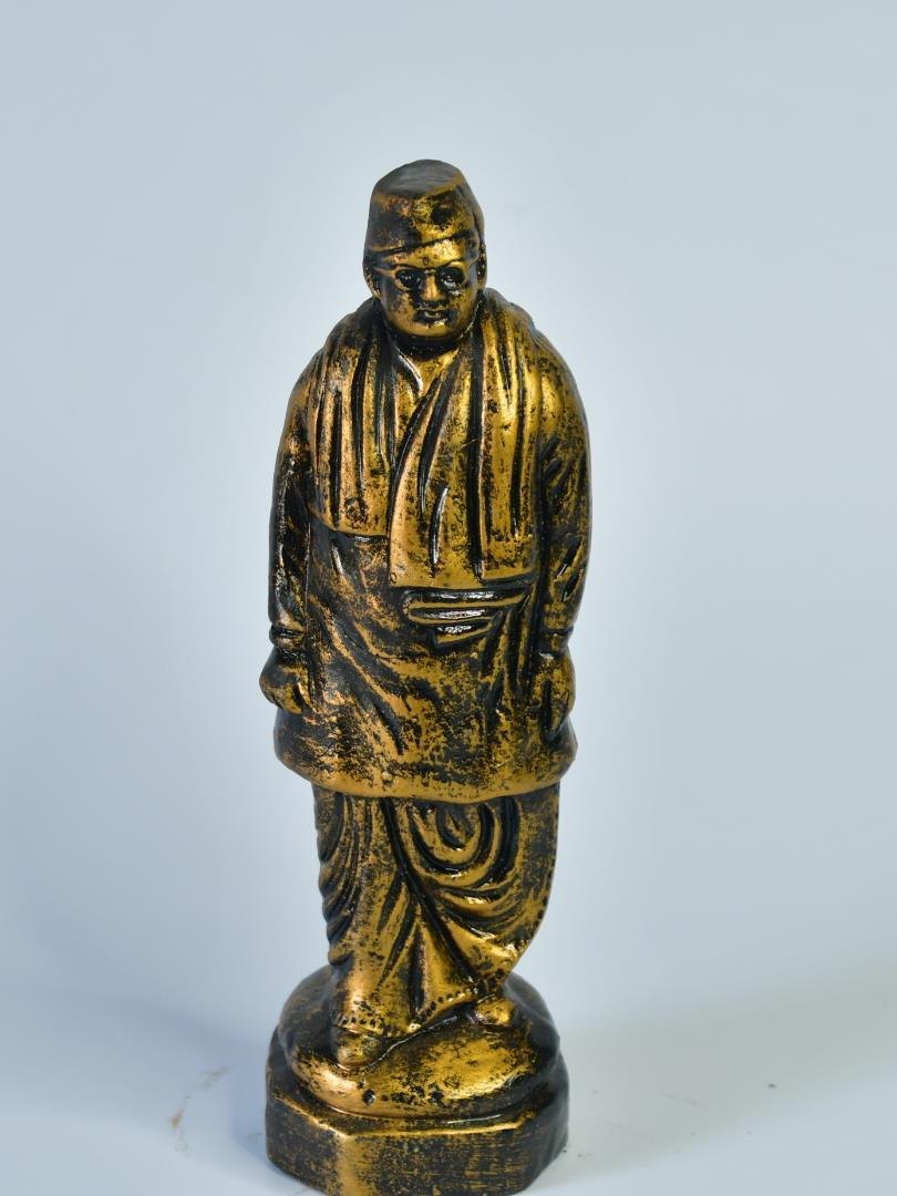 Mayii - Premium Terracotta Subhash Chandra Bose Abstract Tabletop Statue