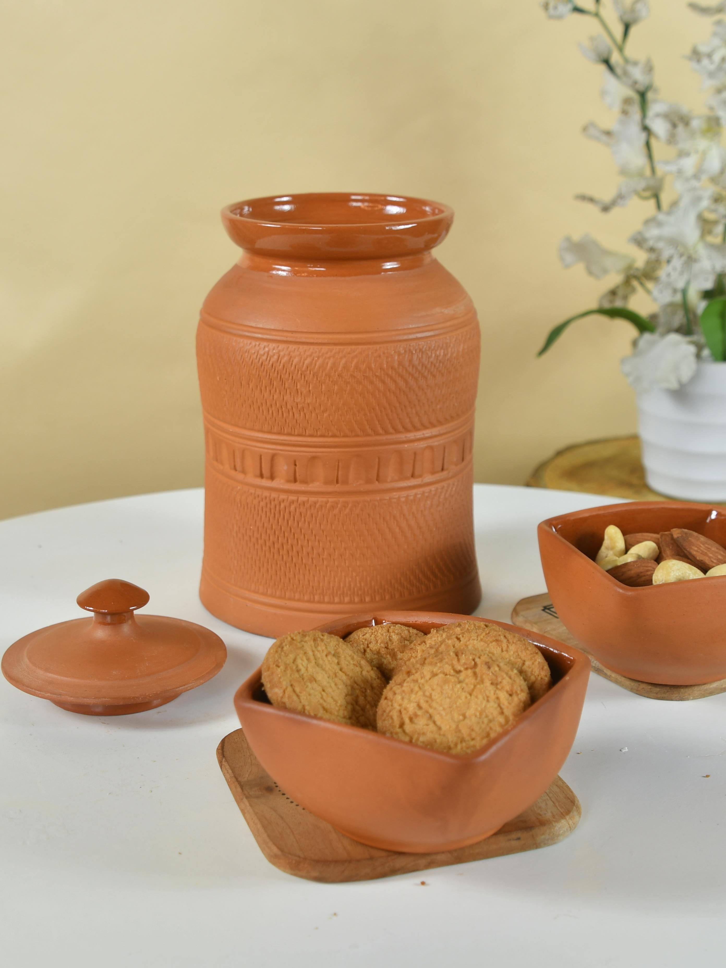 Mayii - Premium Large Terracotta Storage Jar with Lid