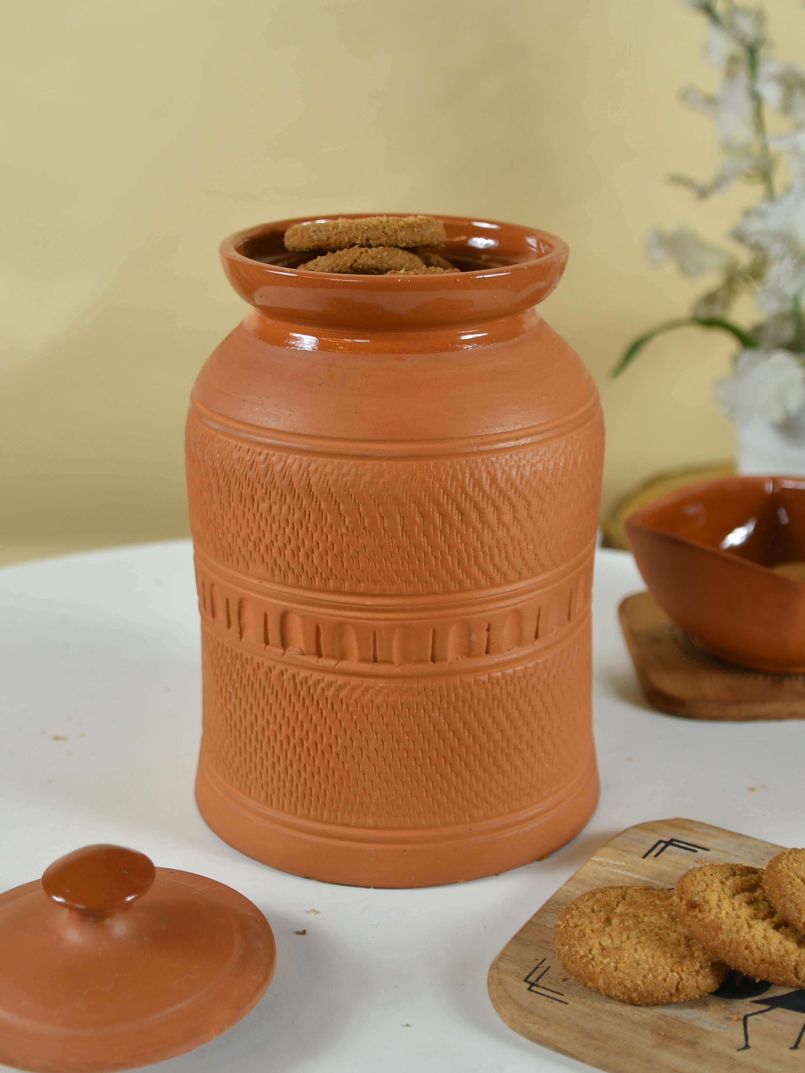 Mayii - Premium Large Terracotta Storage Jar with Lid