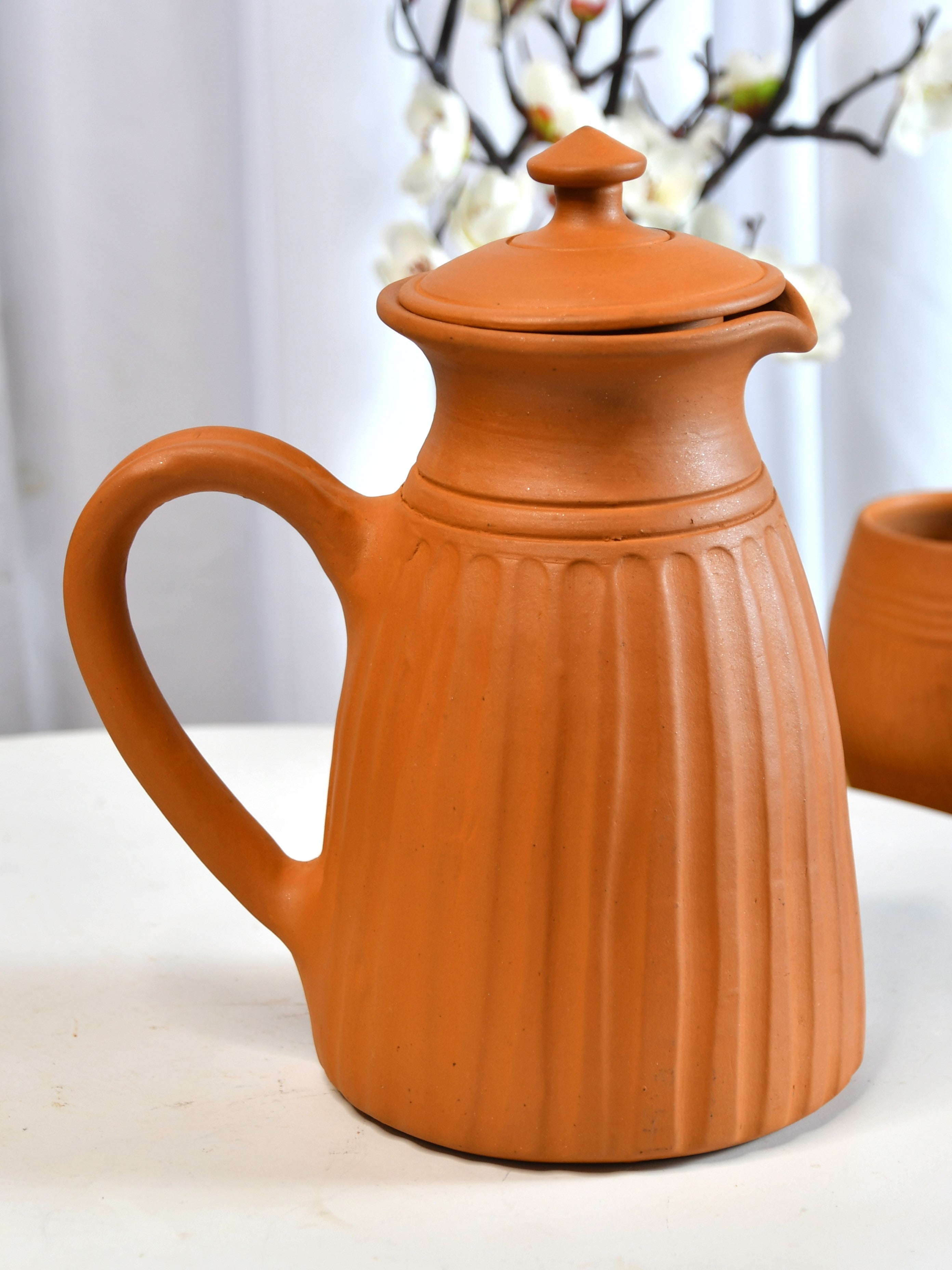 Mayii - Premium Large Terracotta flat-base Jug