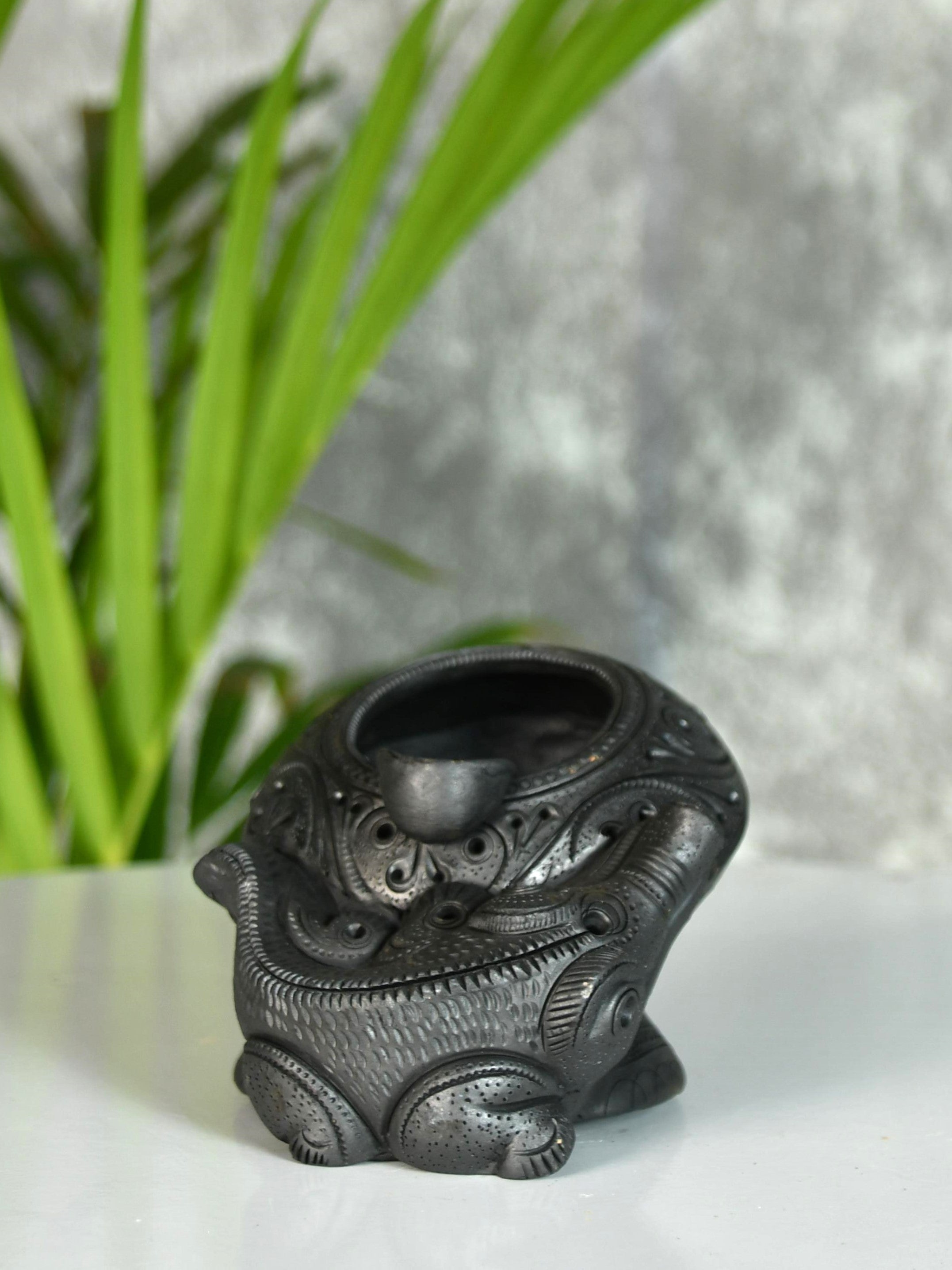 Mayii - Dual-Fired Terracotta Crocodile Ashtray Sculpture