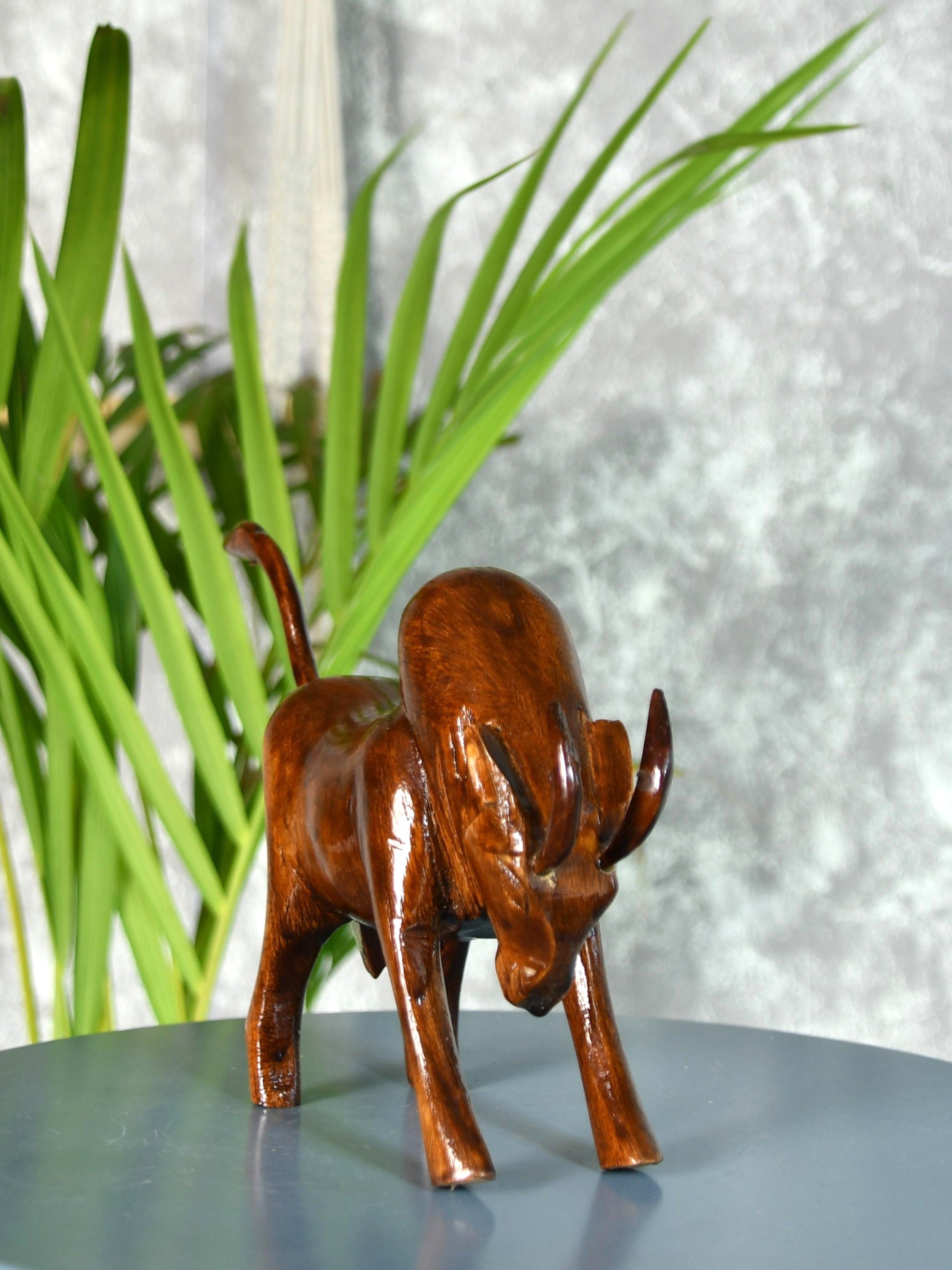 Mayii - Handcarved wooden large bull