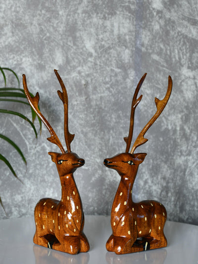 Mayii - Pair of wooden sitting deer