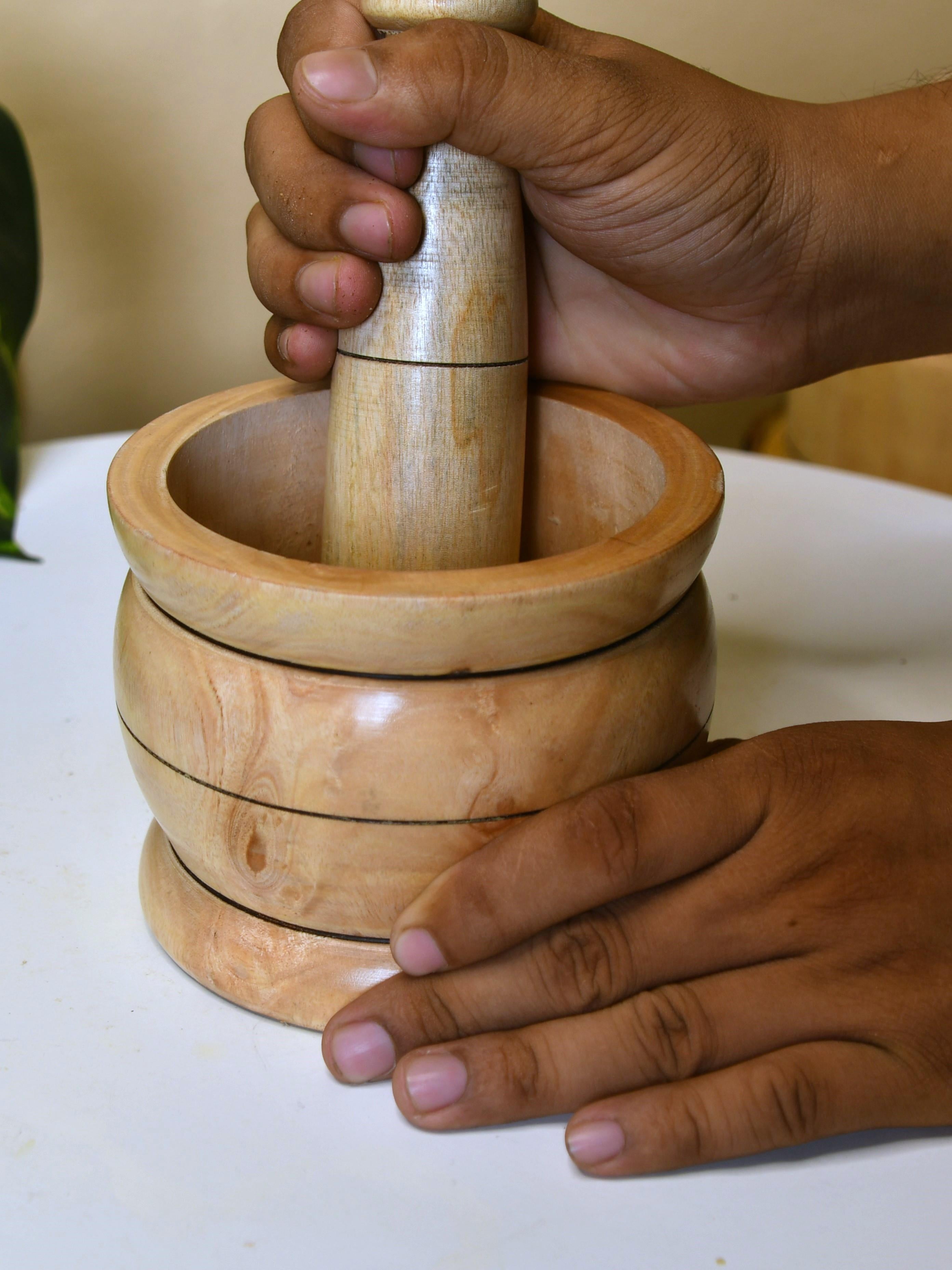 Mayii - Premium Wooden Pestle for Precise Grinding