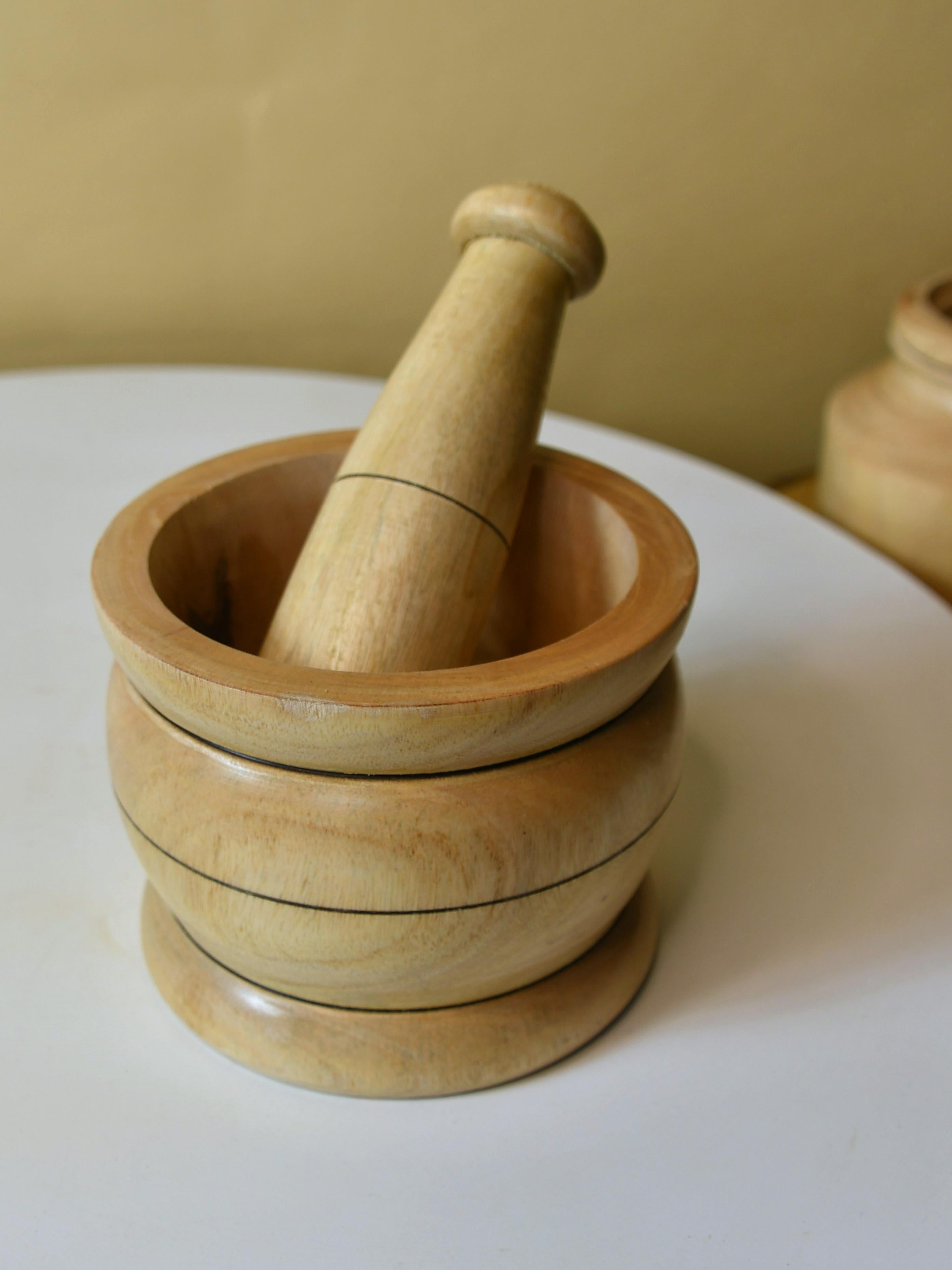 Mayii - Premium Wooden Pestle for Precise Grinding